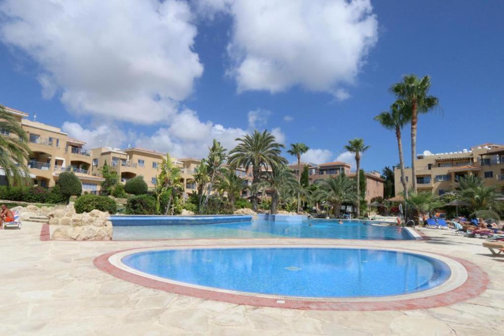 Limnaria Gardens B Leilighet Paphos Eksteriør bilde