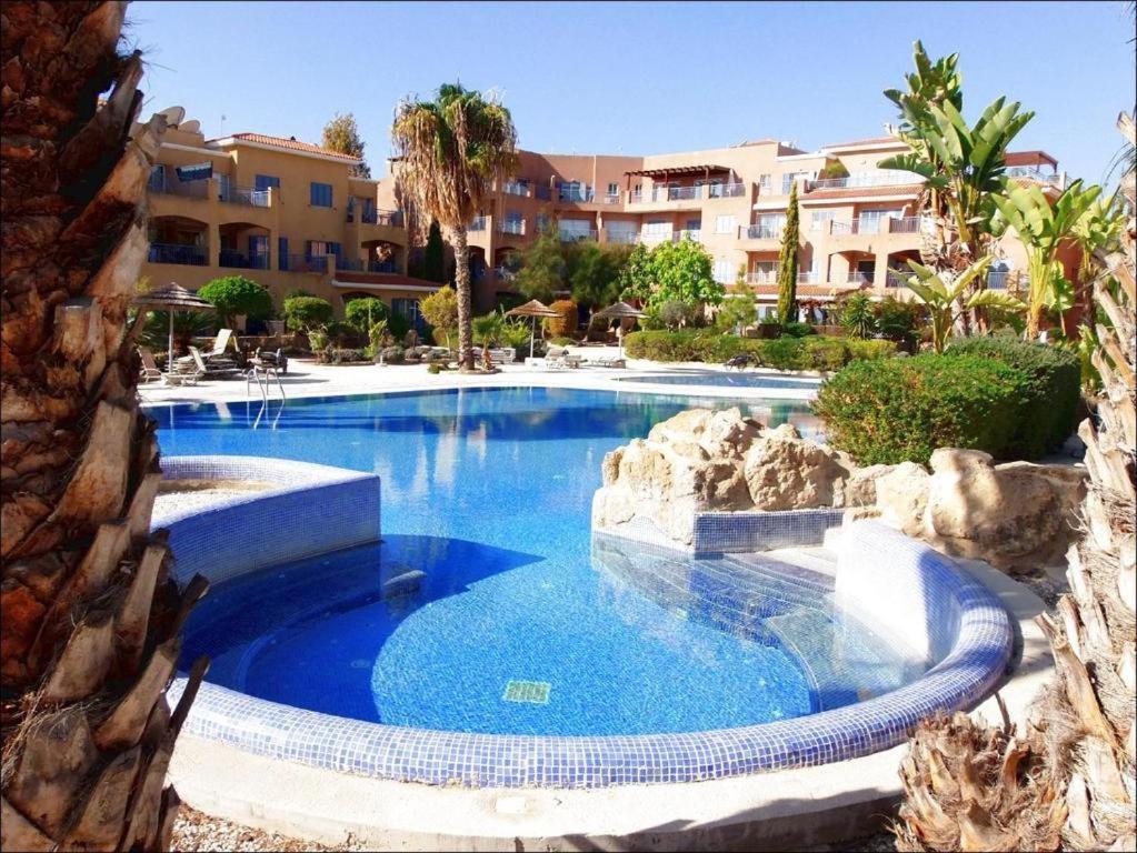 Limnaria Gardens B Leilighet Paphos Eksteriør bilde