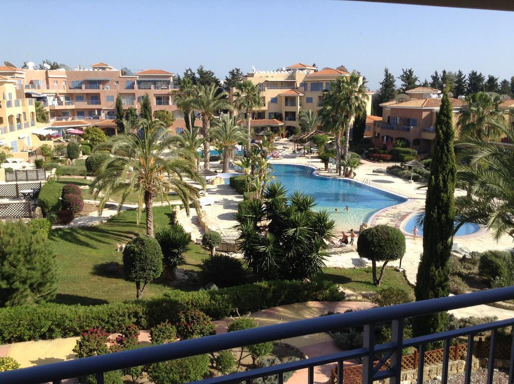 Limnaria Gardens B Leilighet Paphos Eksteriør bilde